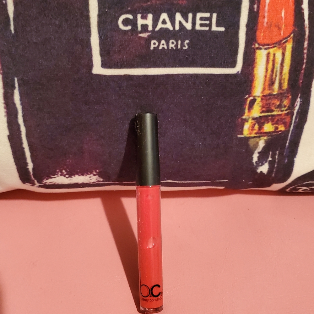 Lip gloss